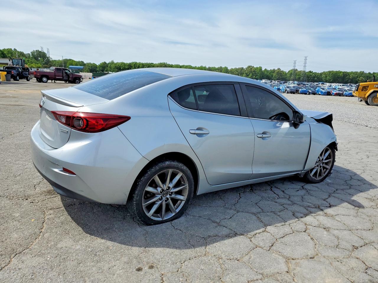 2018 MAZDA 3