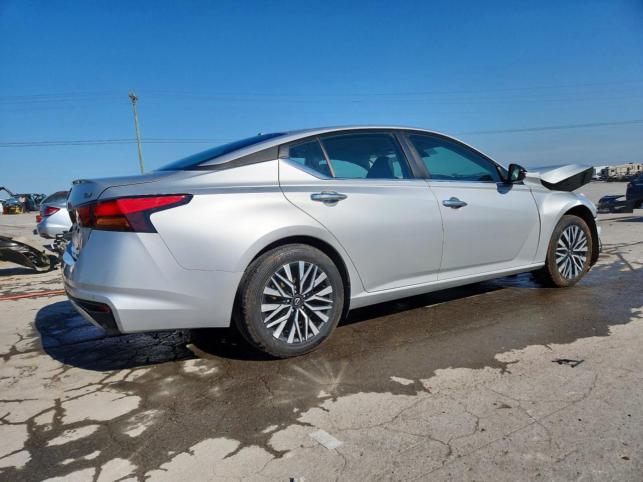 2024 NISSAN ALTIMA