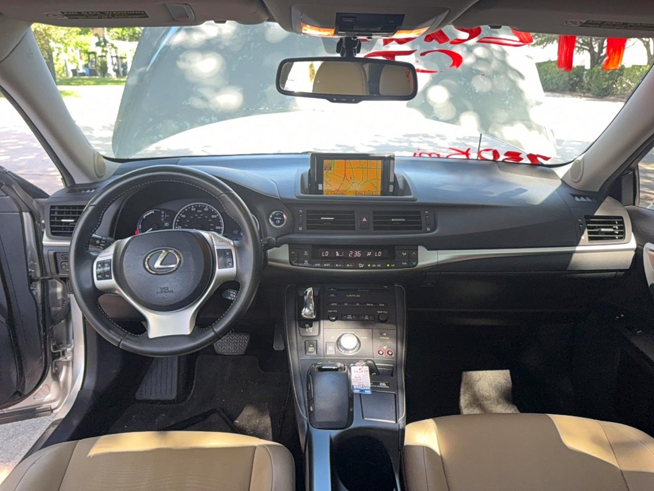 2011 LEXUS CT 200
