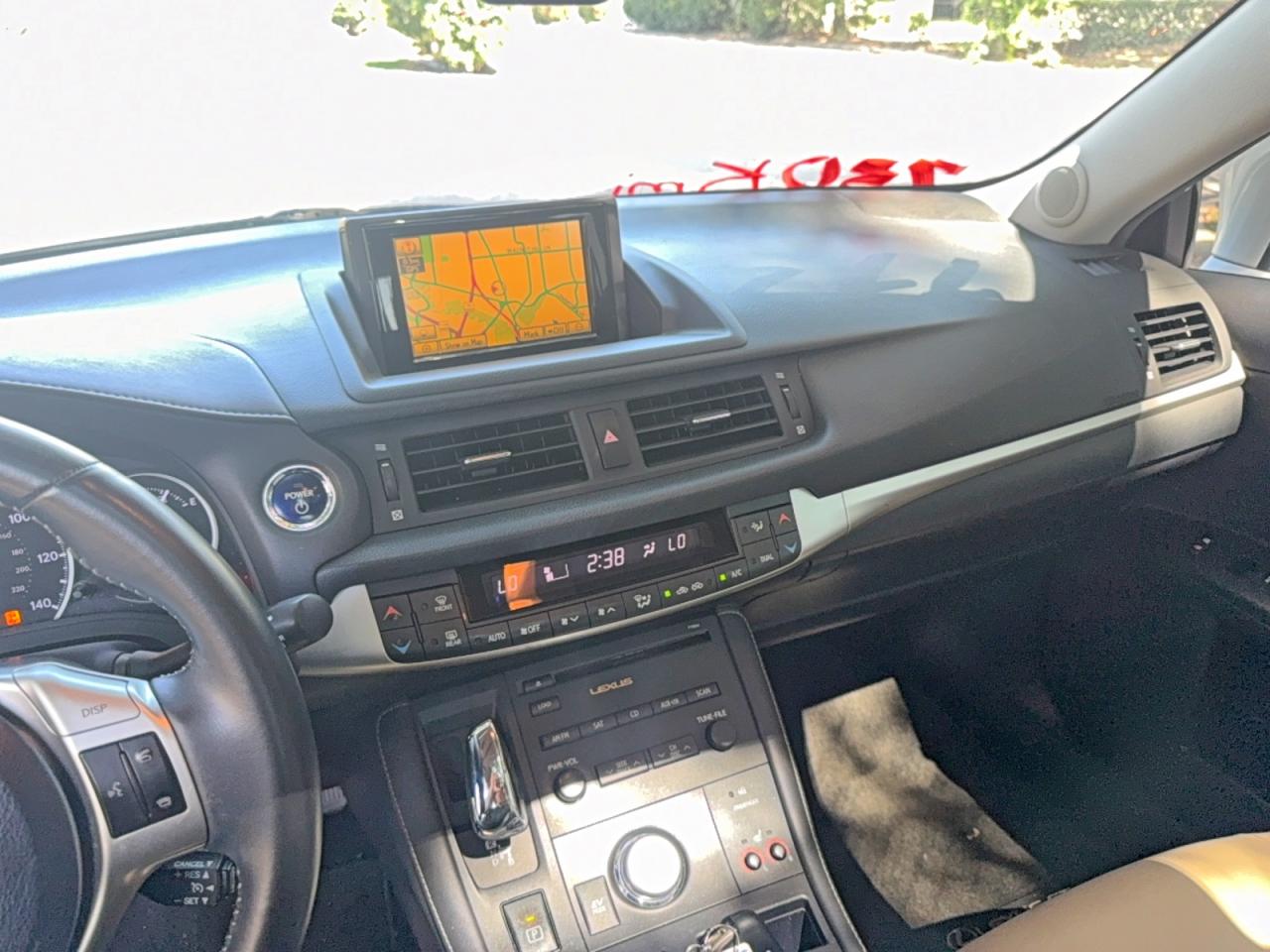 2011 LEXUS CT 200
