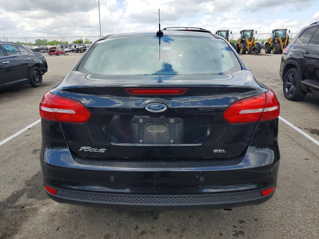 2017 FORD FOCUS