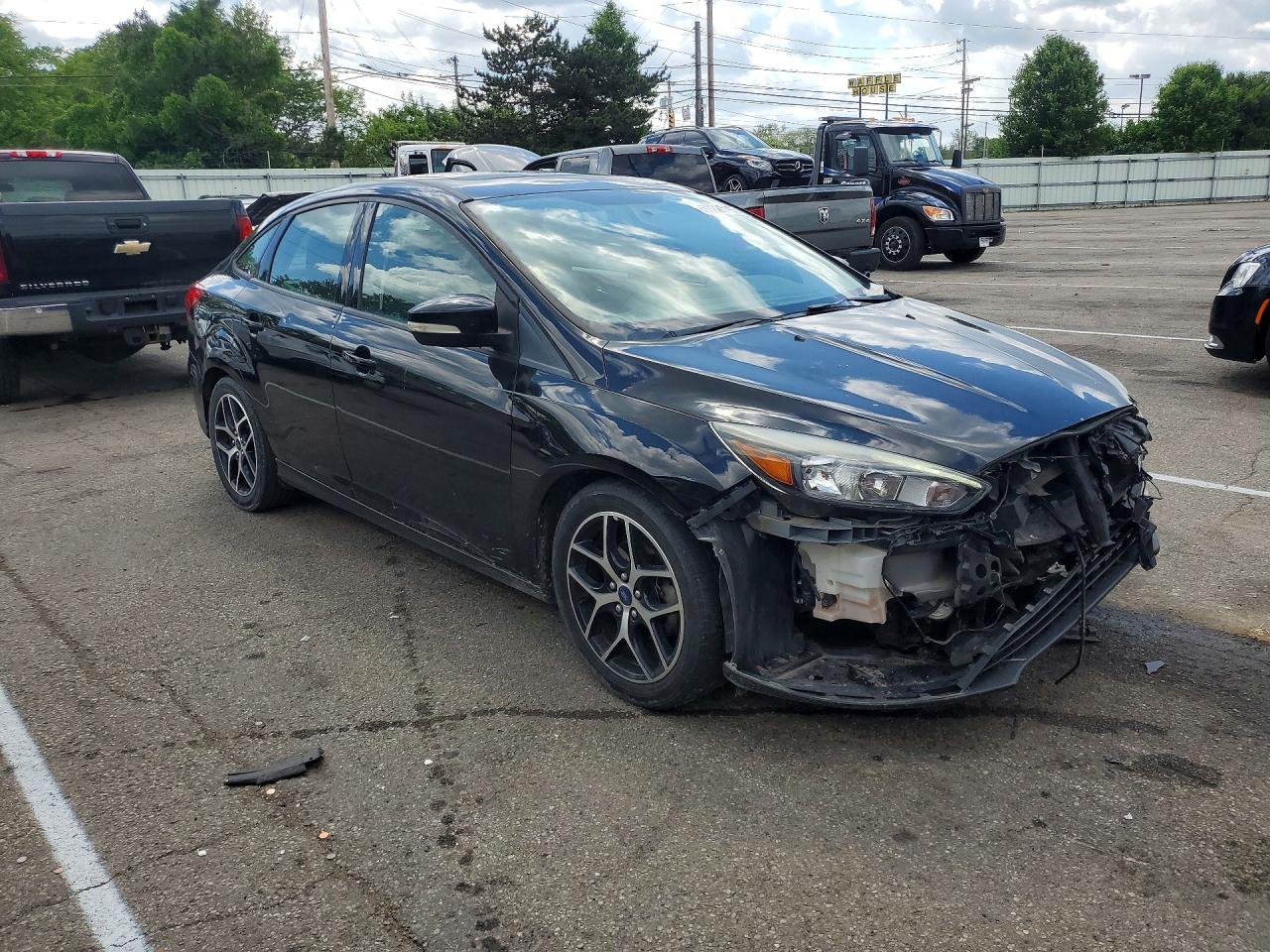 2017 FORD FOCUS