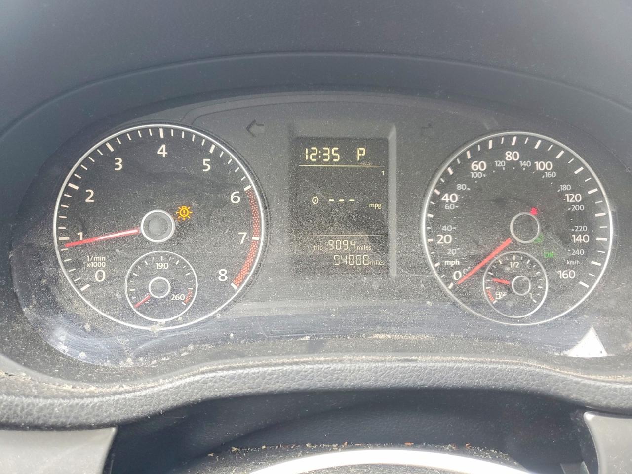 2013 VOLKSWAGEN PASSAT