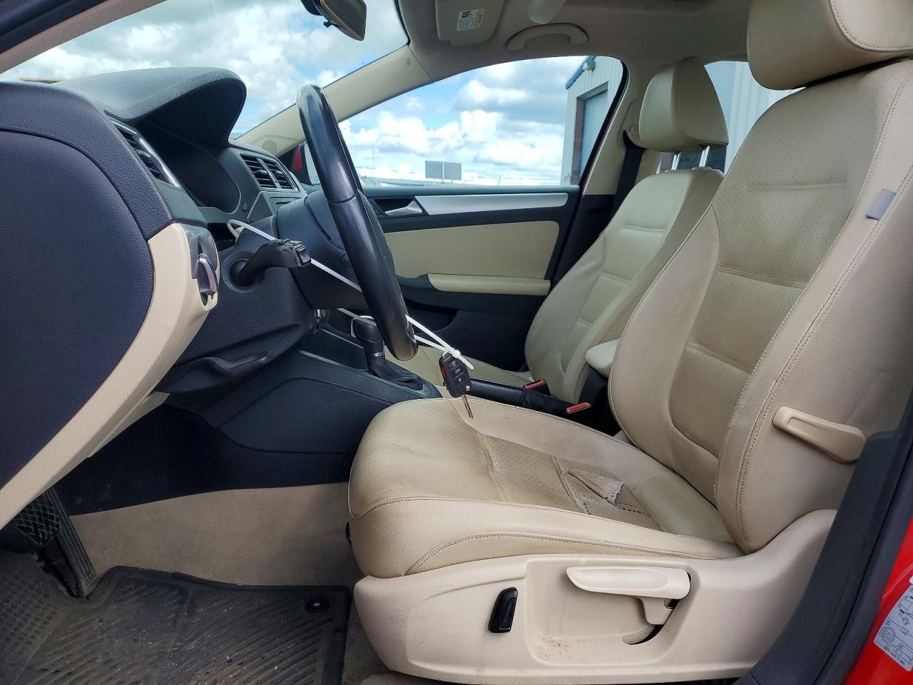 2014 VOLKSWAGEN JETTA