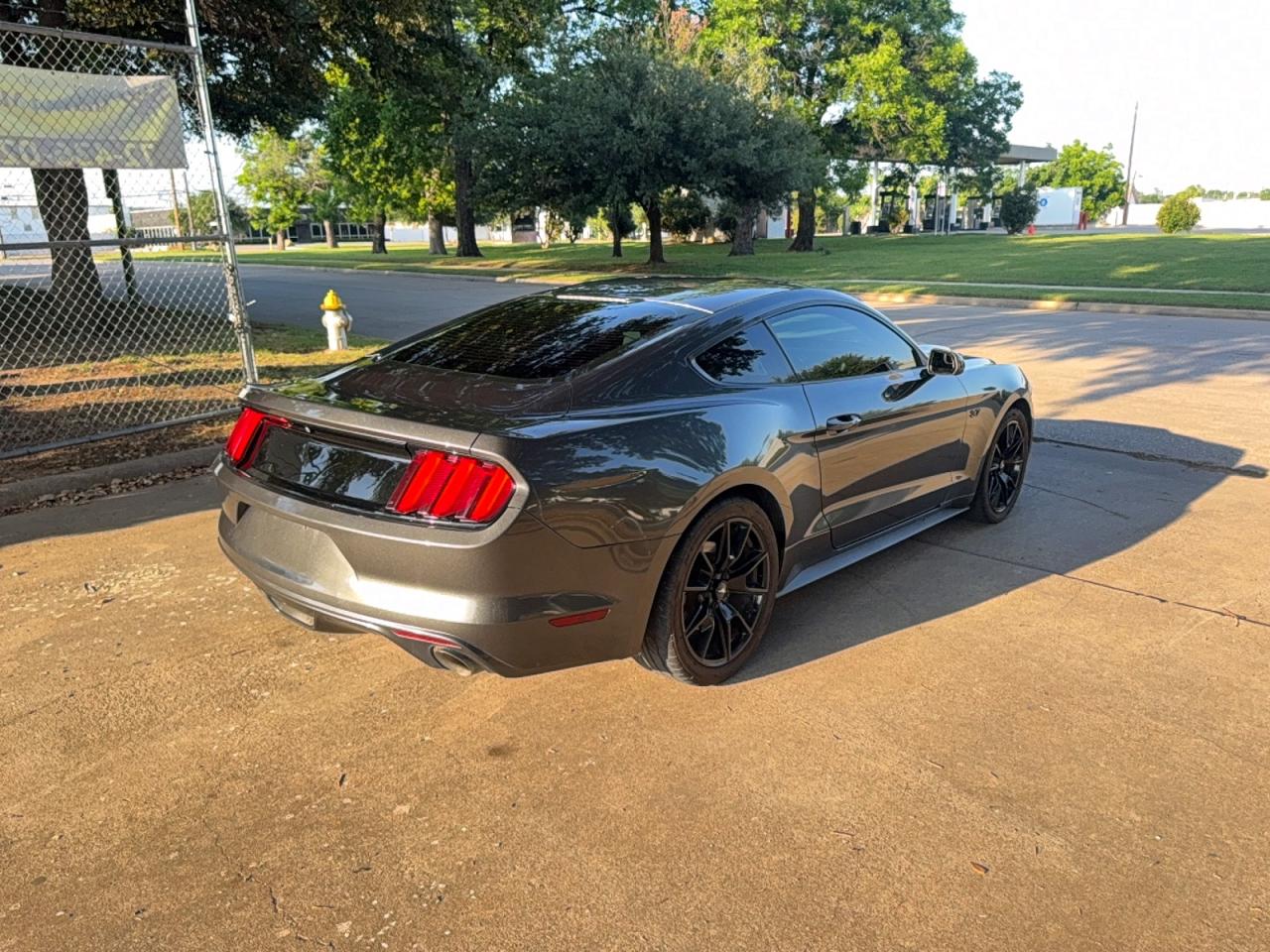 2017 FORD MUSTANG
