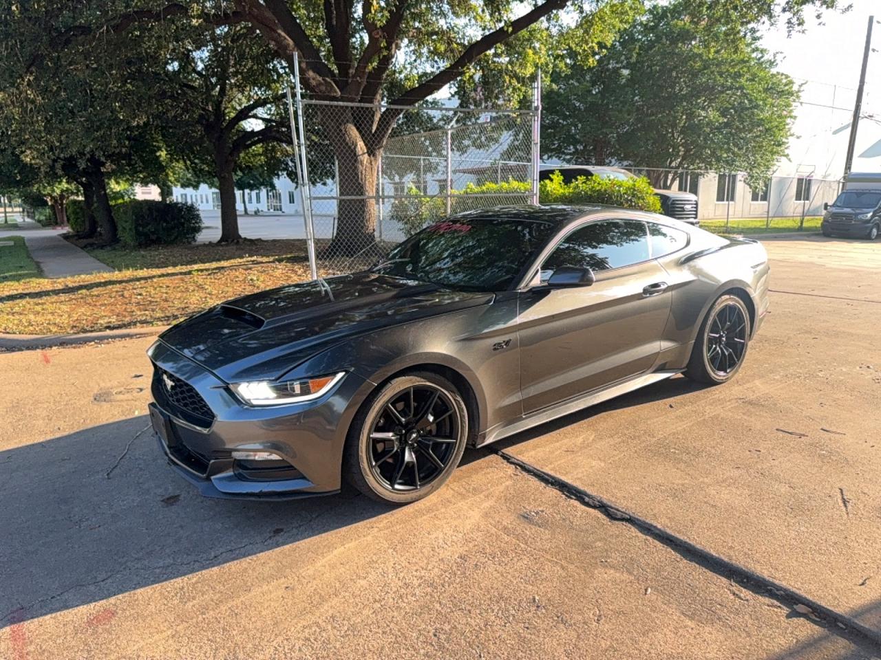 2017 FORD MUSTANG