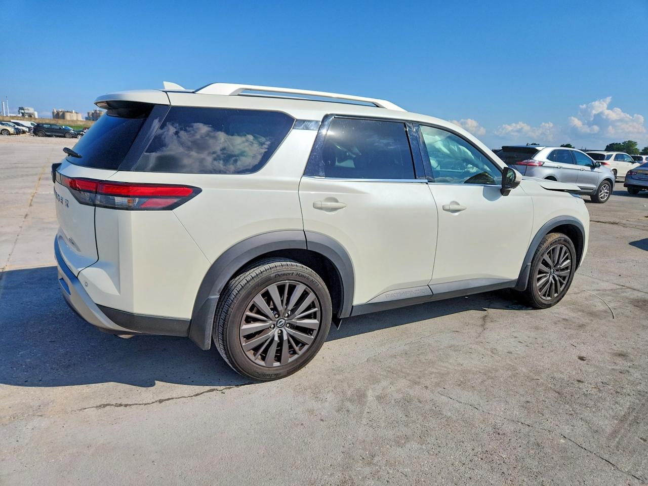 2022 NISSAN PATHFINDER