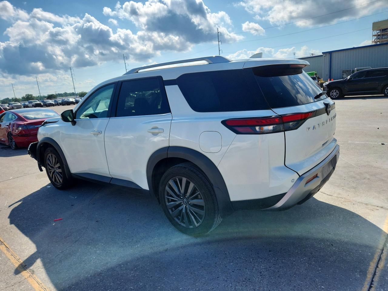 2022 NISSAN PATHFINDER