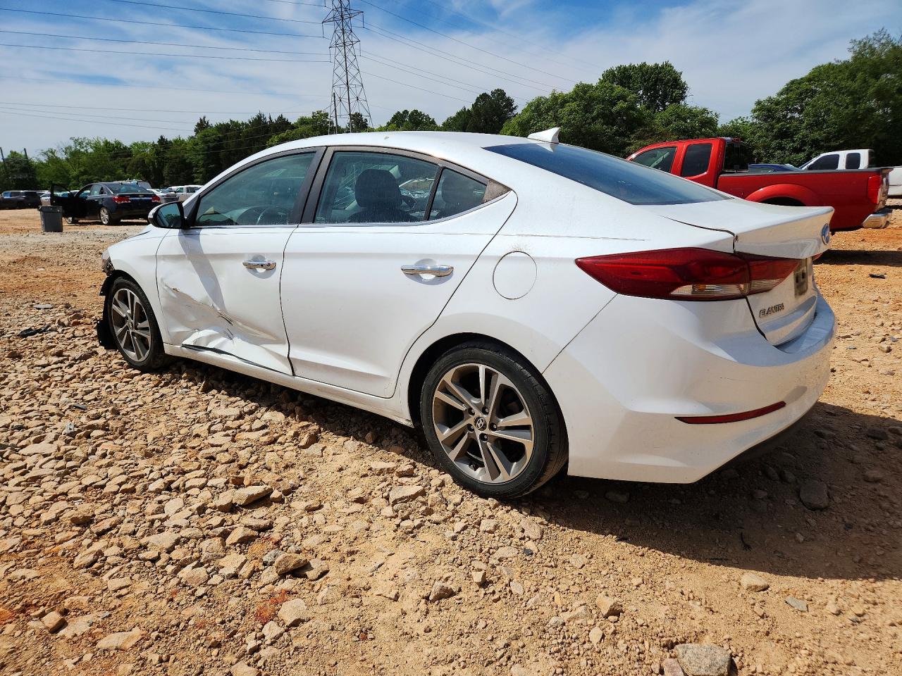 2017 HYUNDAI ELANTRA