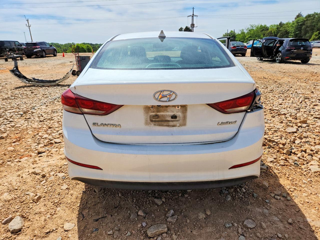 2017 HYUNDAI ELANTRA