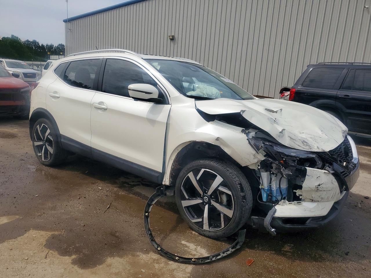 2020 NISSAN ROGUE