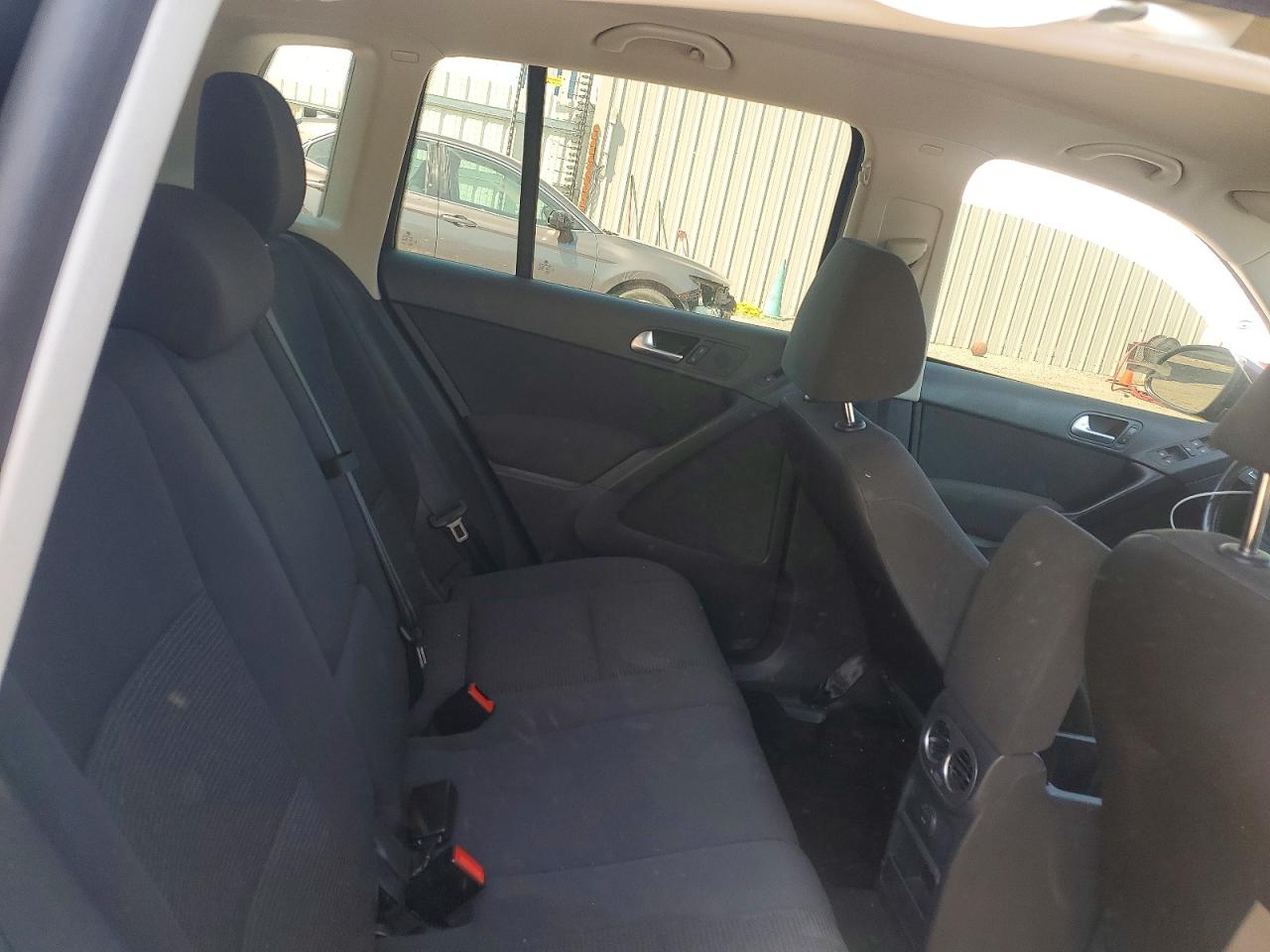 2017 VOLKSWAGEN TIGUAN