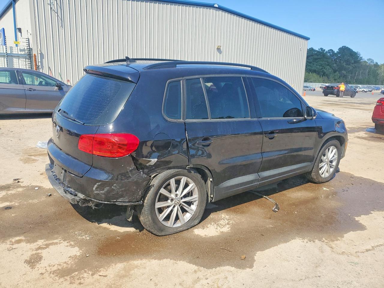 2017 VOLKSWAGEN TIGUAN