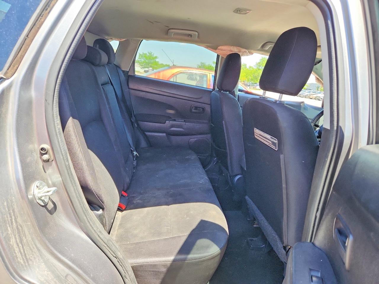 2015 MITSUBISHI OUTLANDER