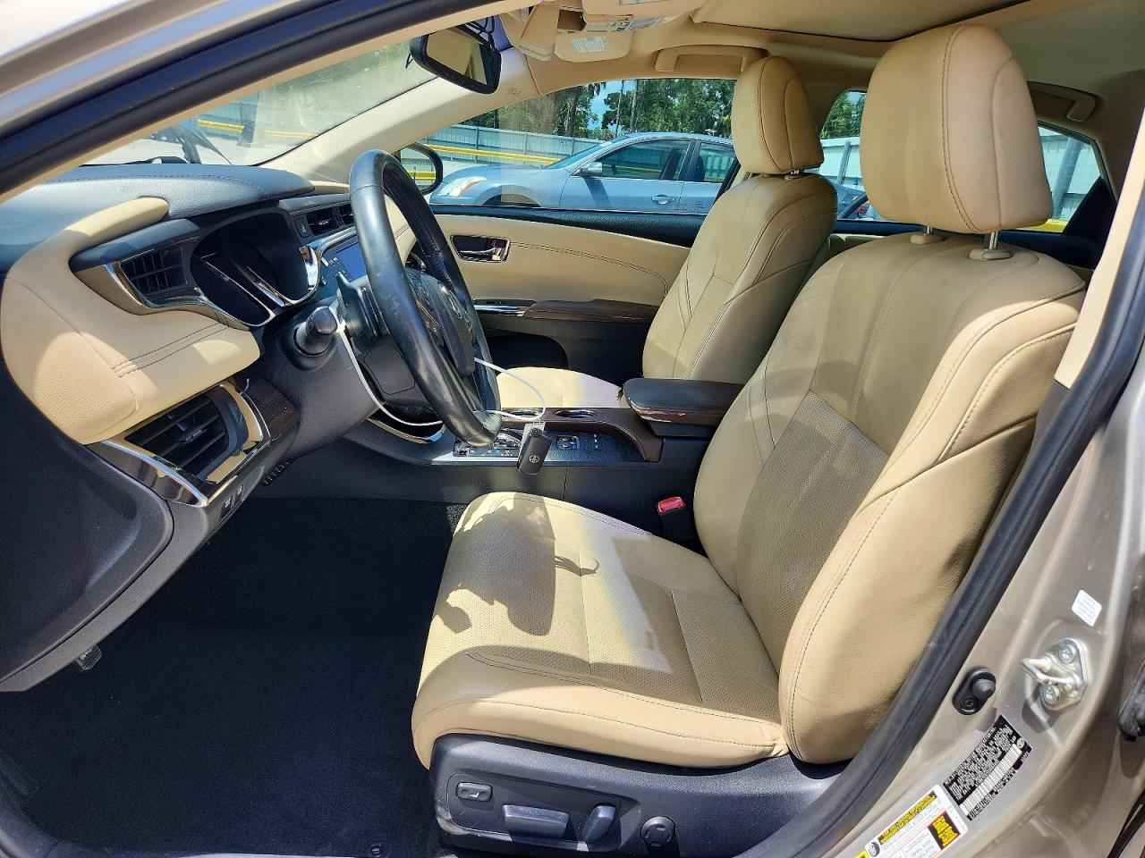 2013 TOYOTA AVALON