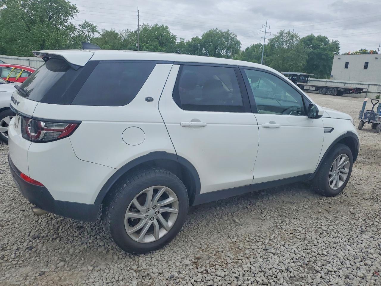 2017 LAND ROVER DISCOVERY
