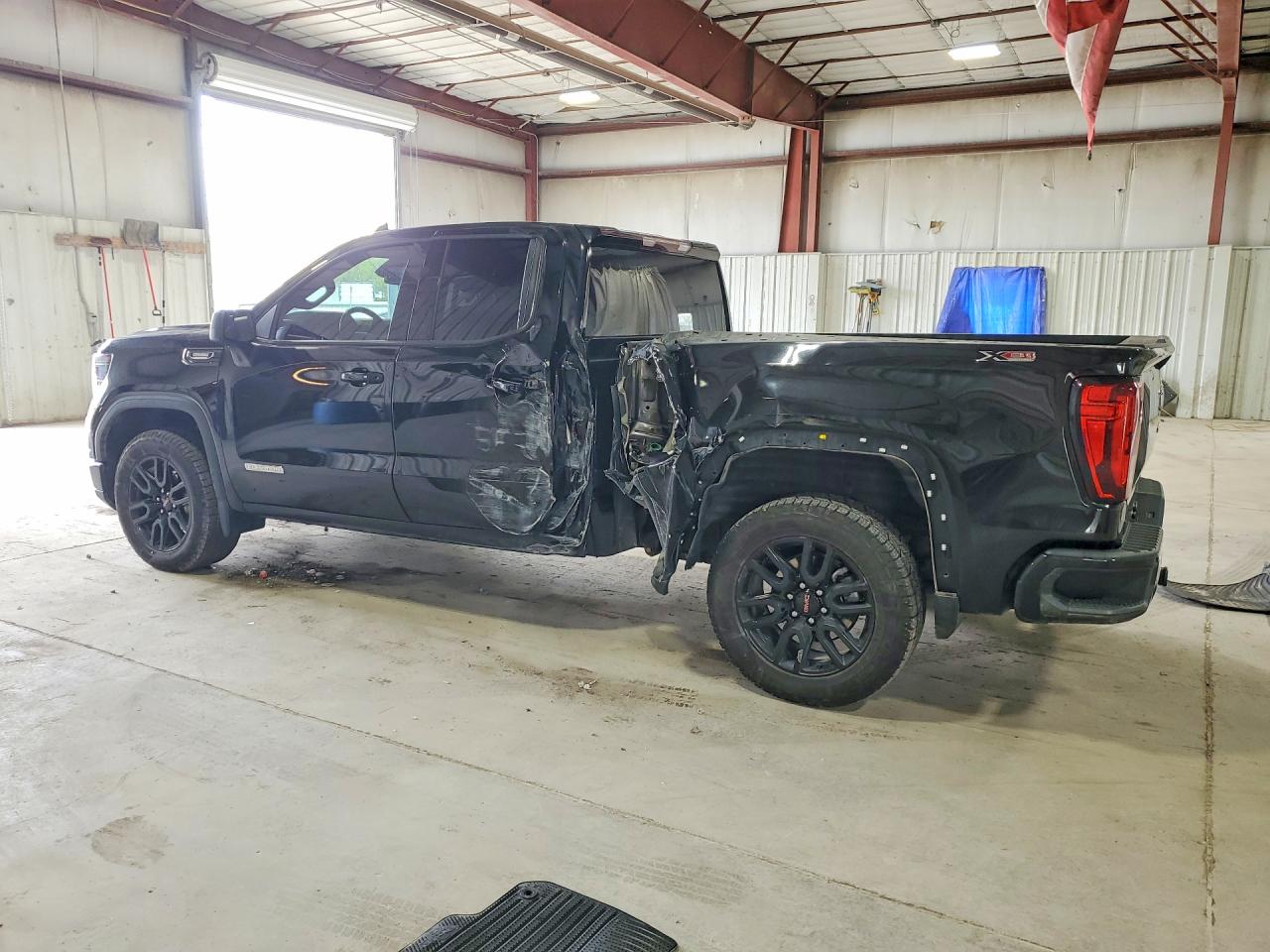 2023 GMC SIERRA