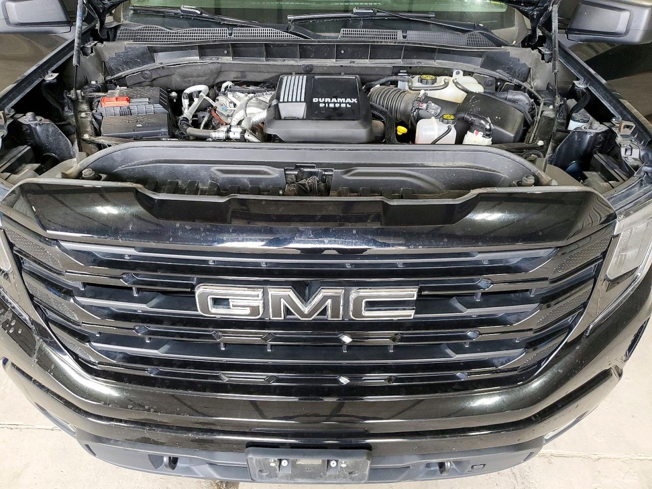 2023 GMC SIERRA