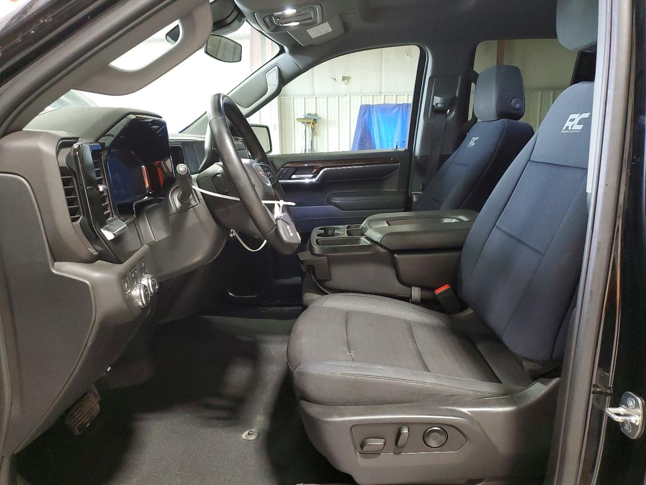 2023 GMC SIERRA