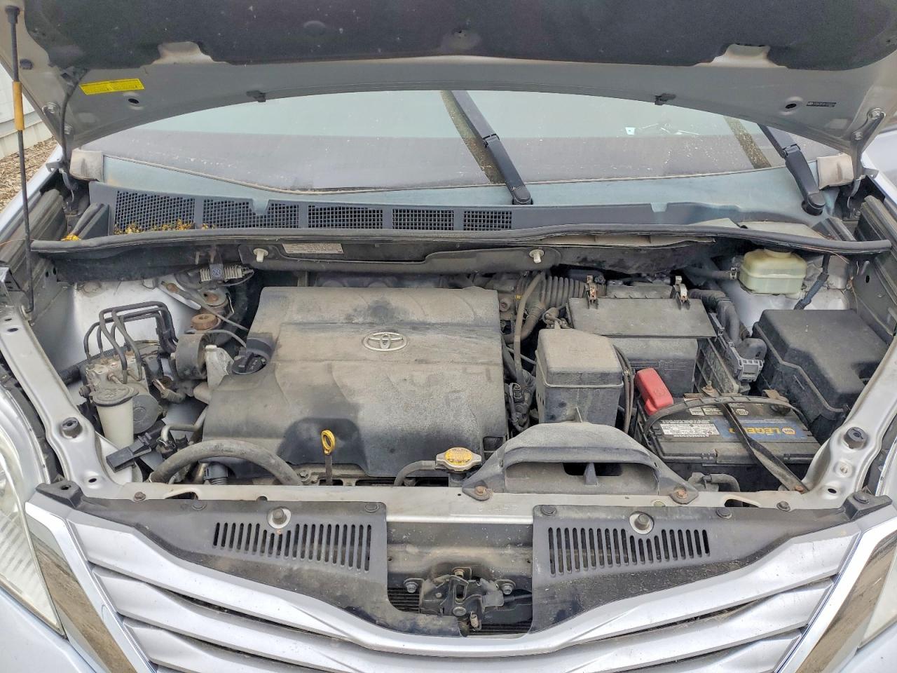 2015 TOYOTA SIENNA