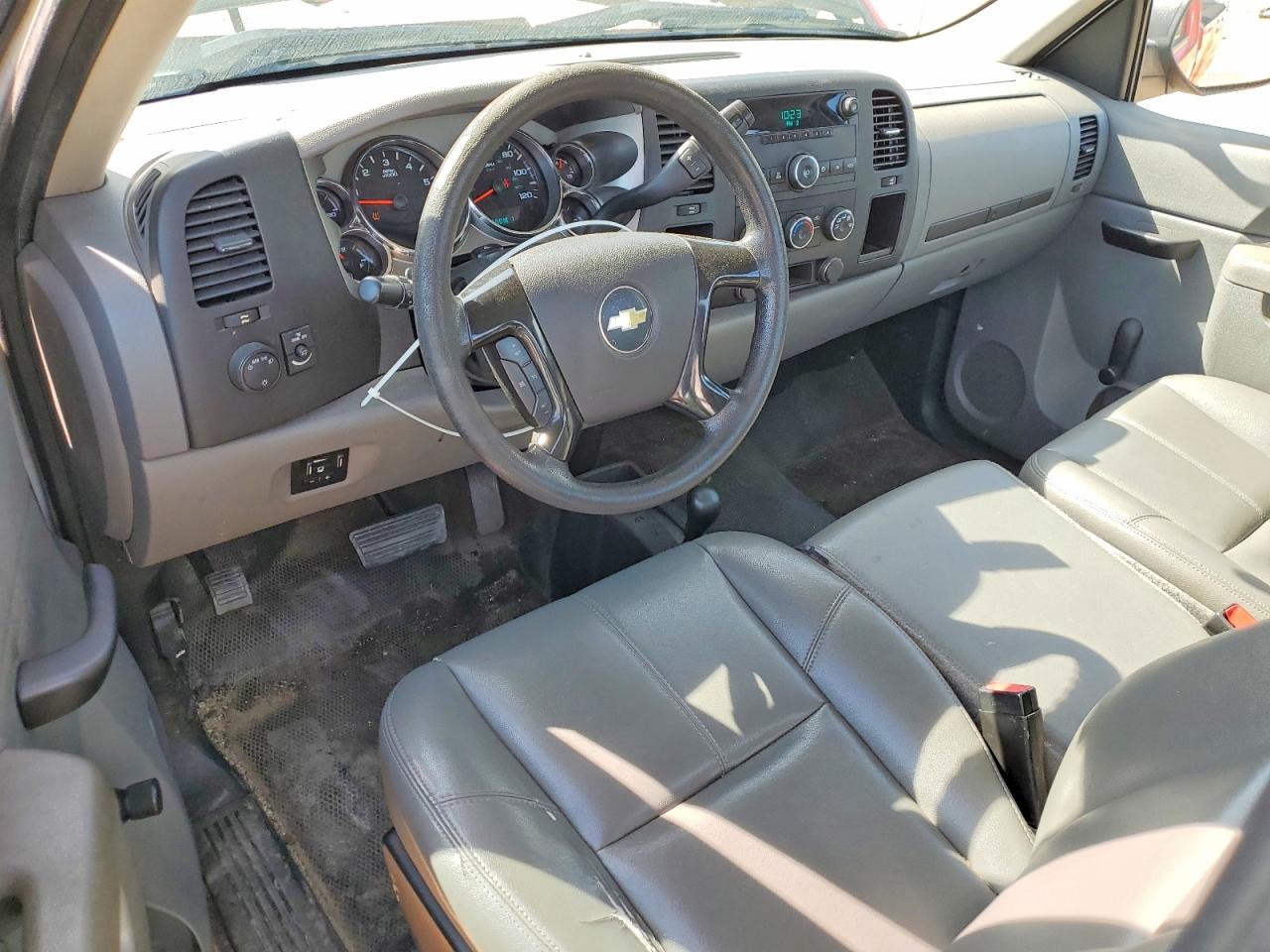 2013 CHEVROLET SILVERADO