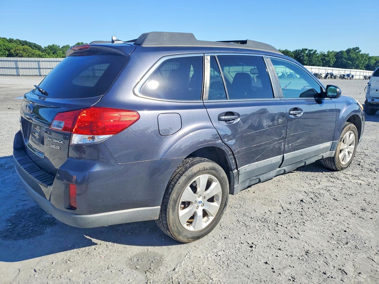 2012 SUBARU OUTBACK