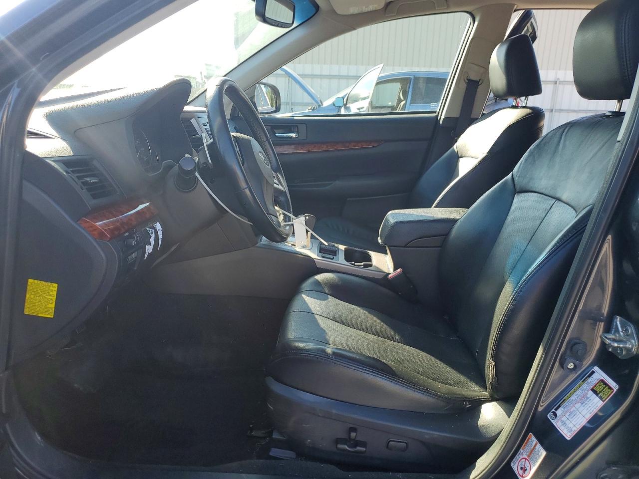 2012 SUBARU OUTBACK