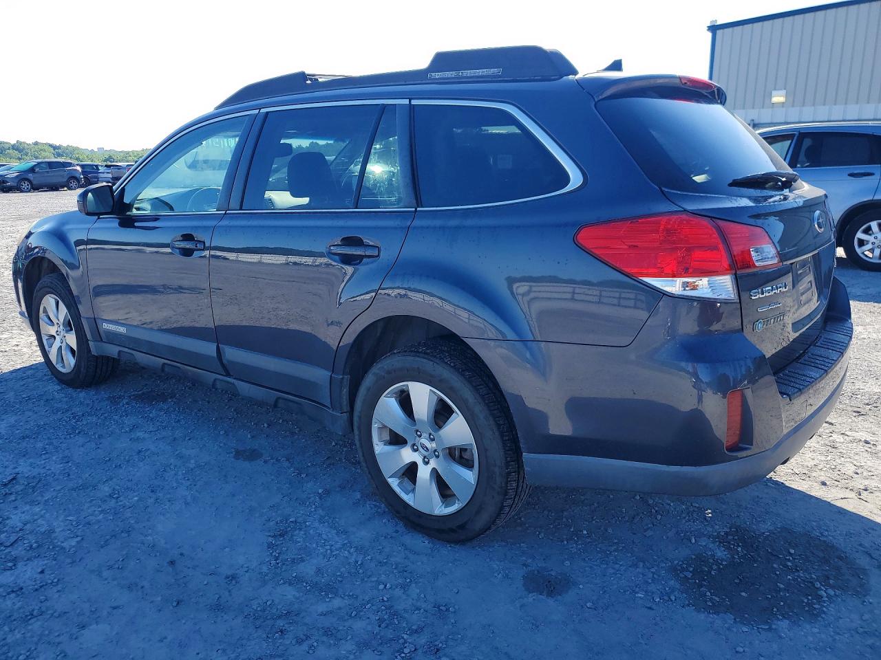 2012 SUBARU OUTBACK