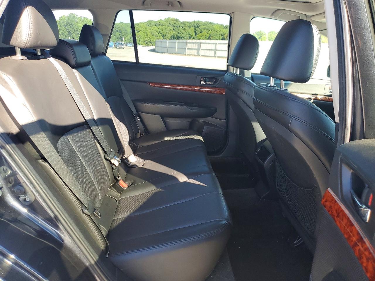 2012 SUBARU OUTBACK