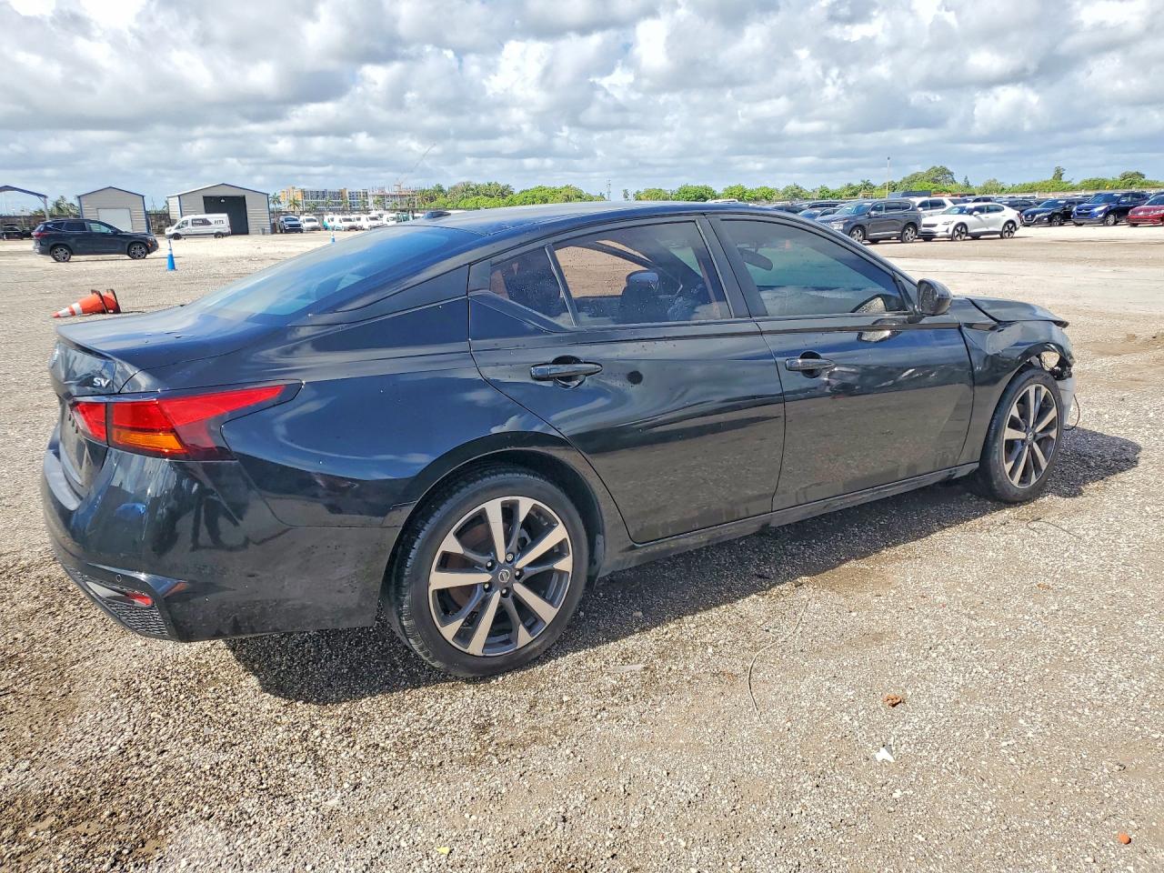 2021 NISSAN ALTIMA