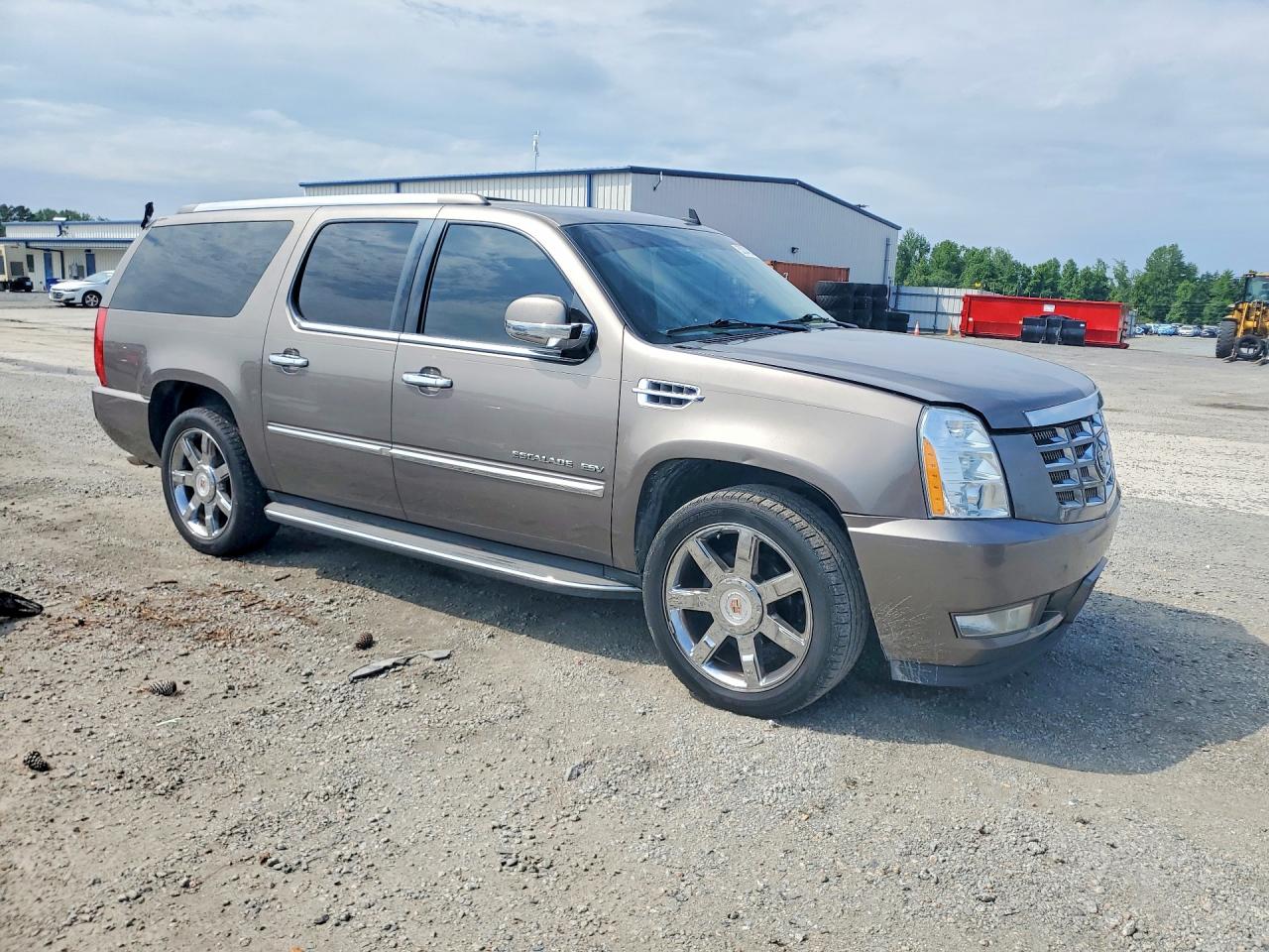 2012 CADILLAC ESCALADE