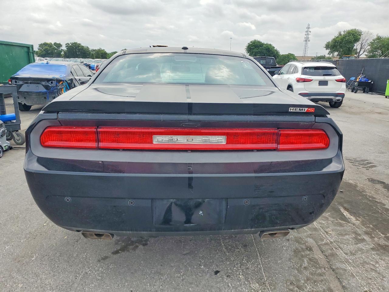 2013 DODGE CHALLENGER