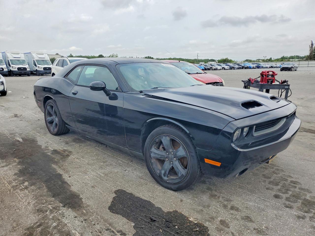 2013 DODGE CHALLENGER