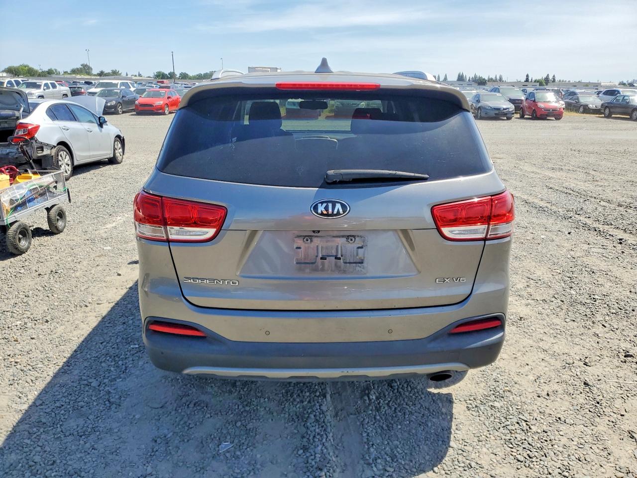 2016 KIA SORENTO