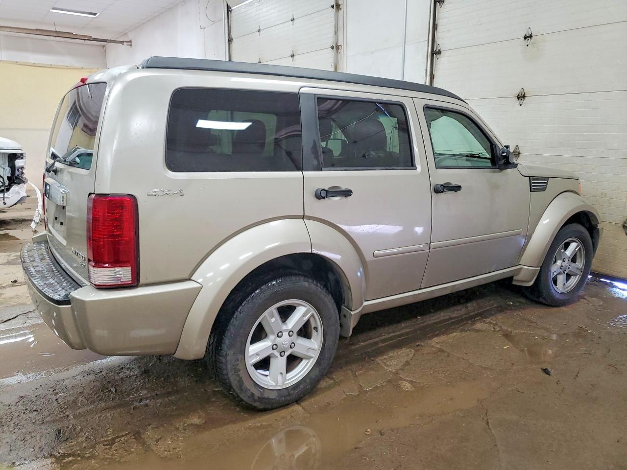 2010 DODGE NITRO