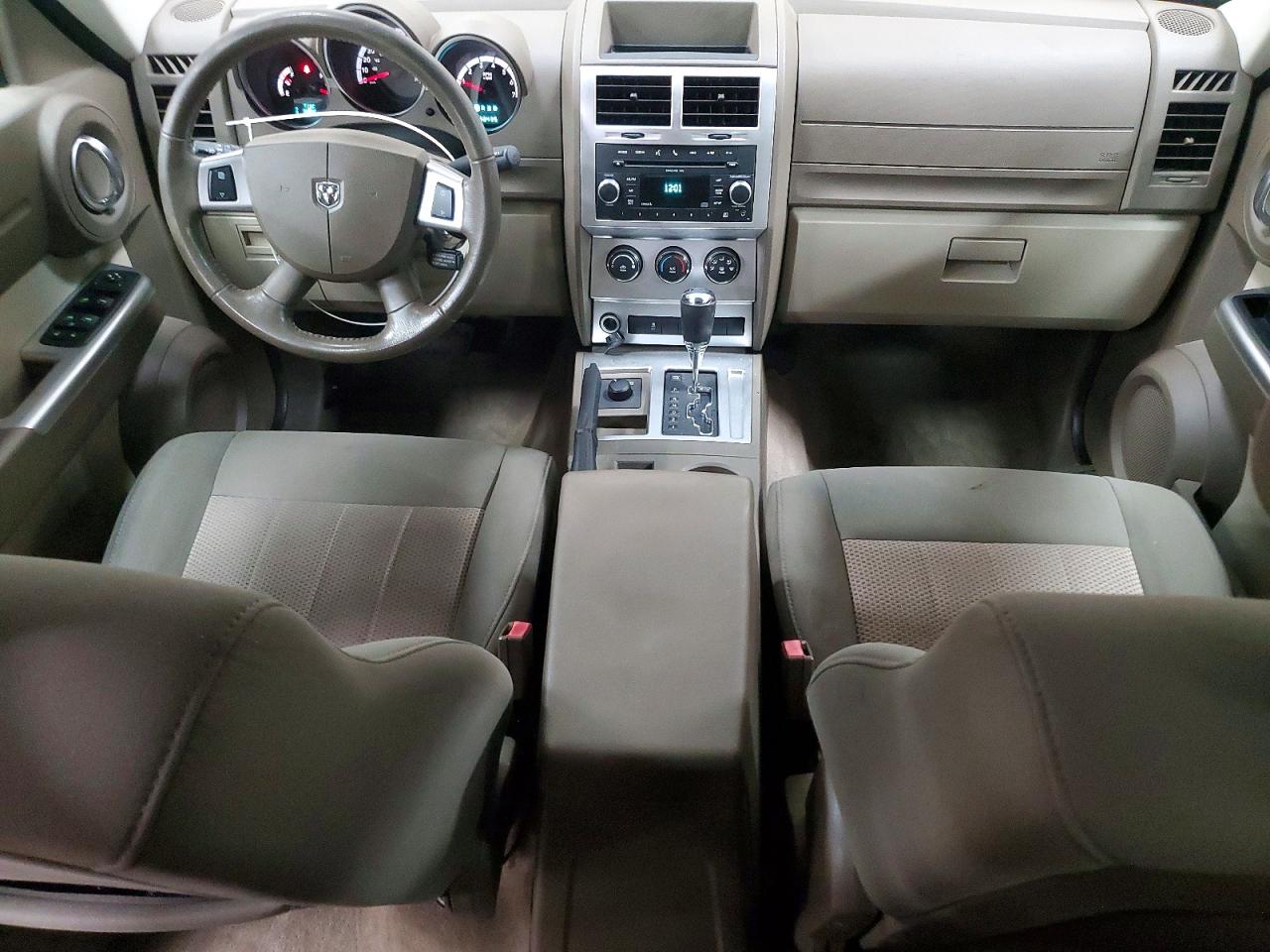2010 DODGE NITRO
