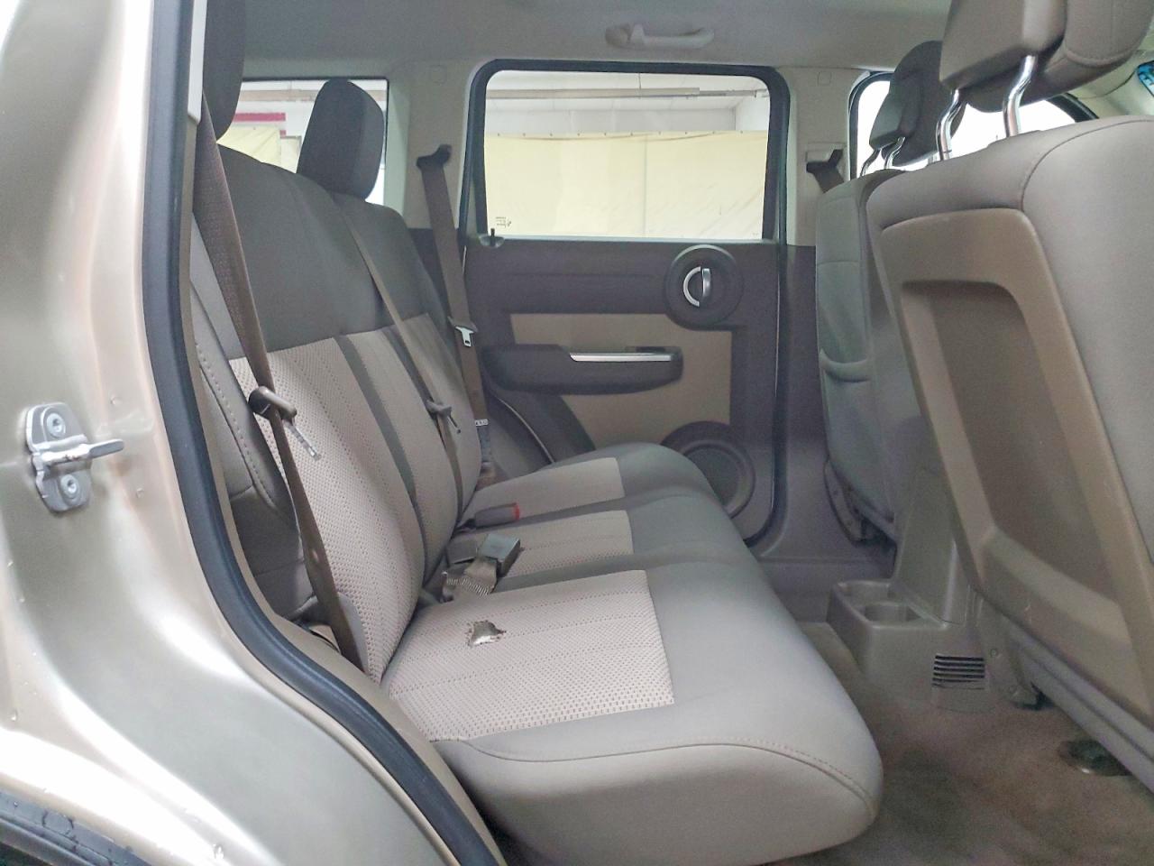 2010 DODGE NITRO