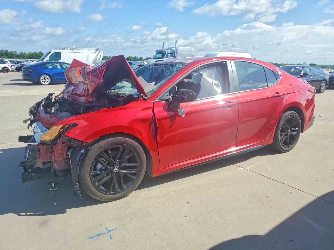2025 TOYOTA CAMRY