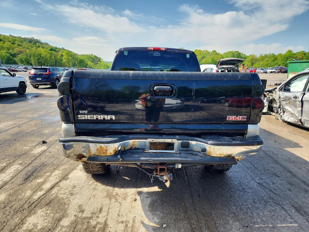 2006 GMC SIERRA