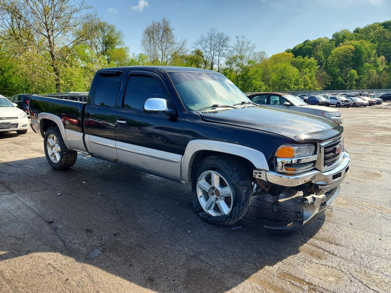 2006 GMC SIERRA