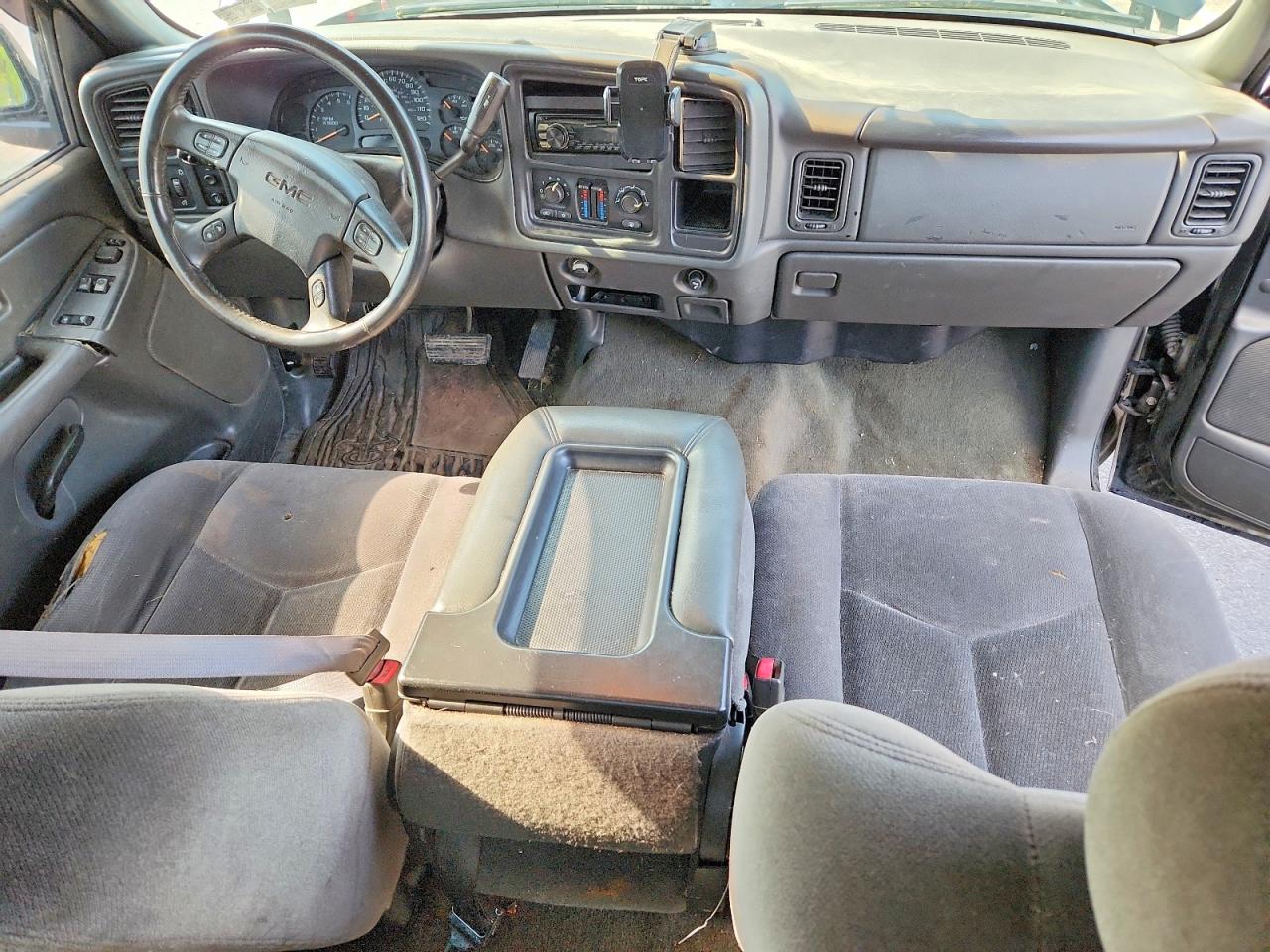 2006 GMC SIERRA