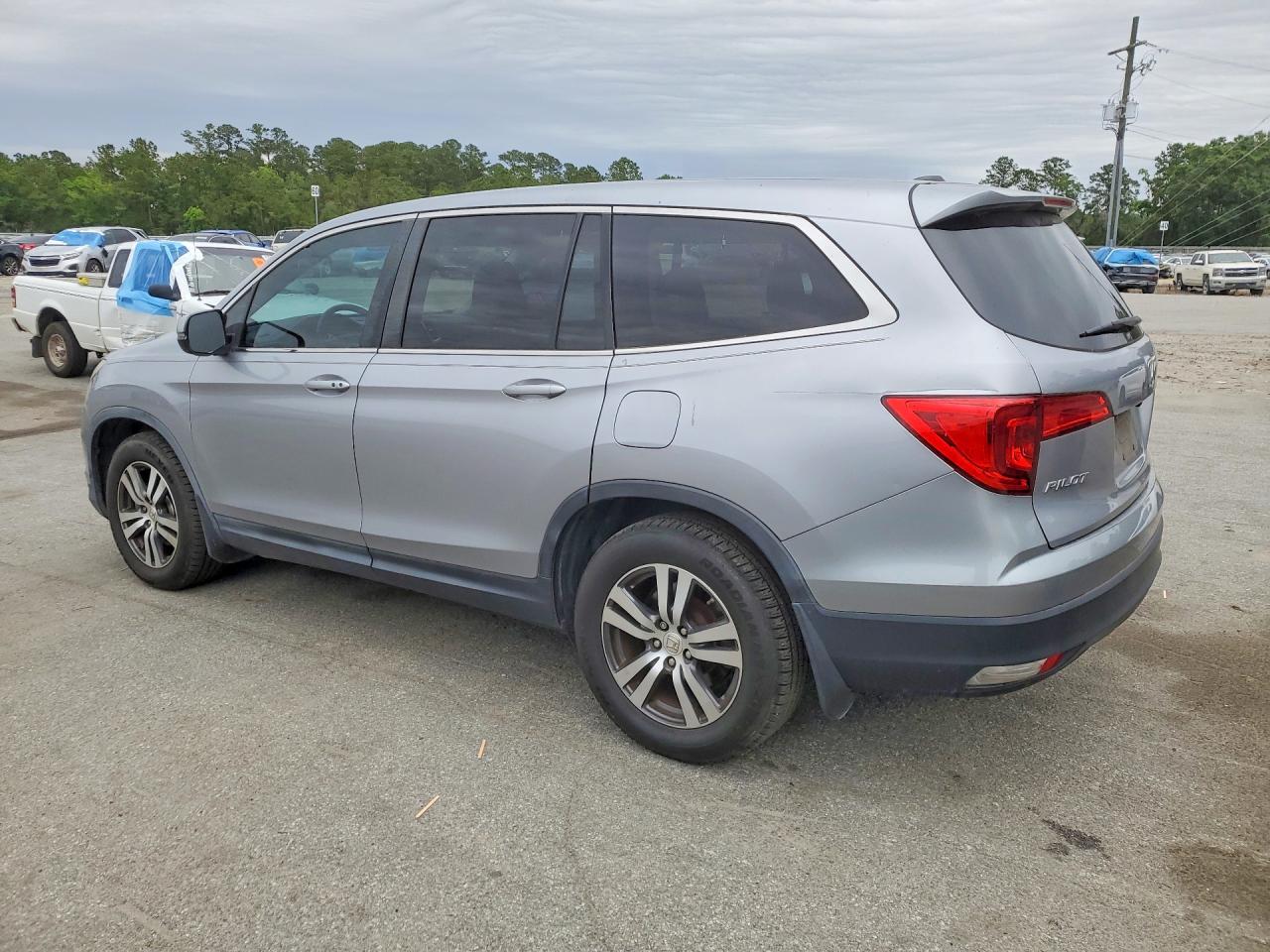 2017 HONDA PILOT