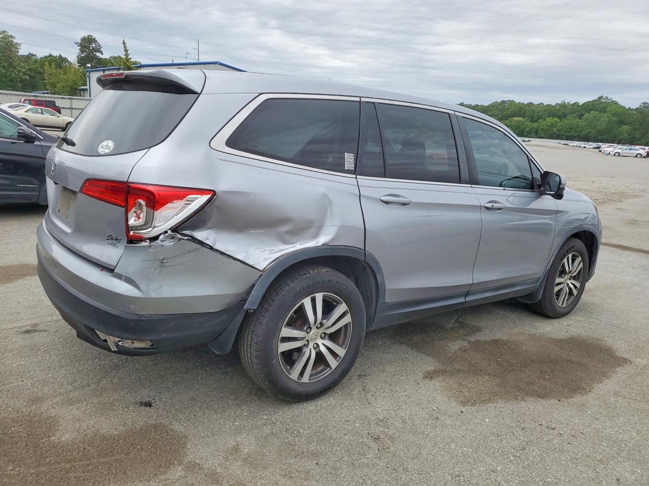 2017 HONDA PILOT