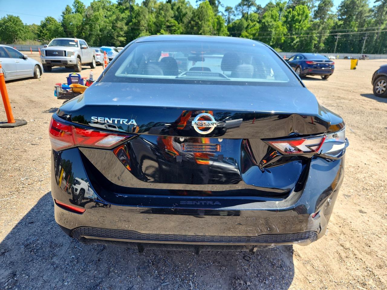 2023 NISSAN SENTRA