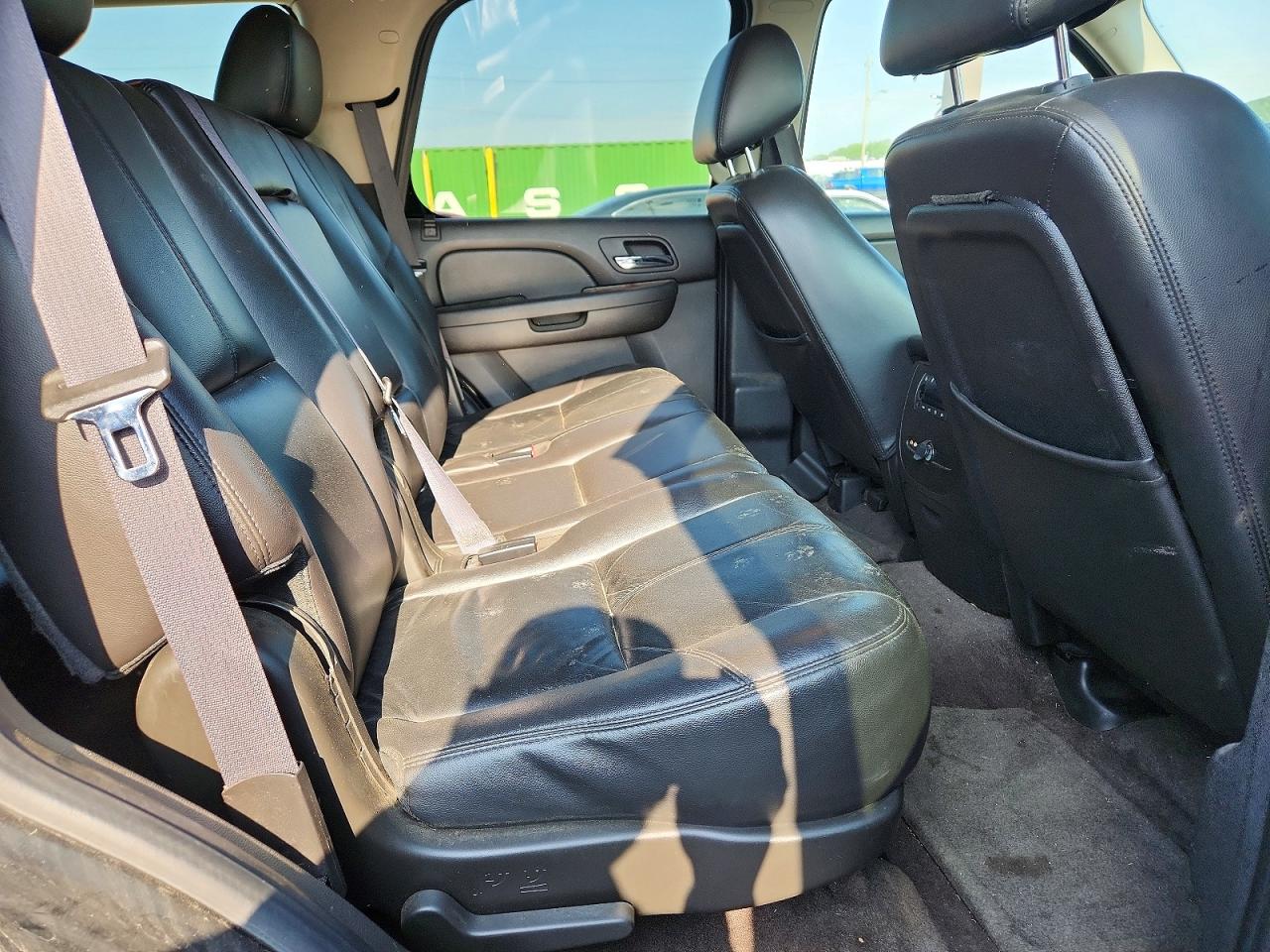 2011 GMC YUKON