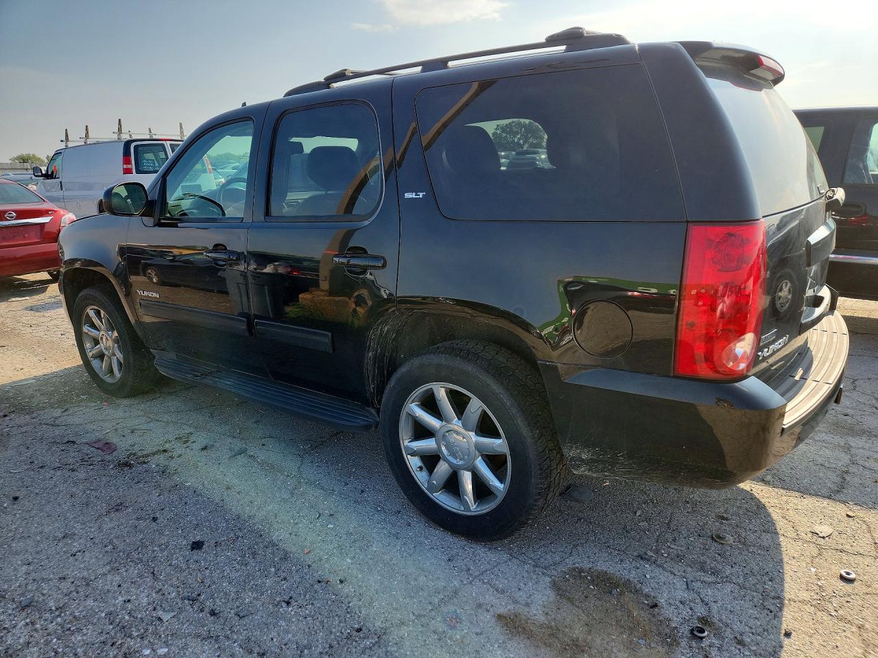 2011 GMC YUKON