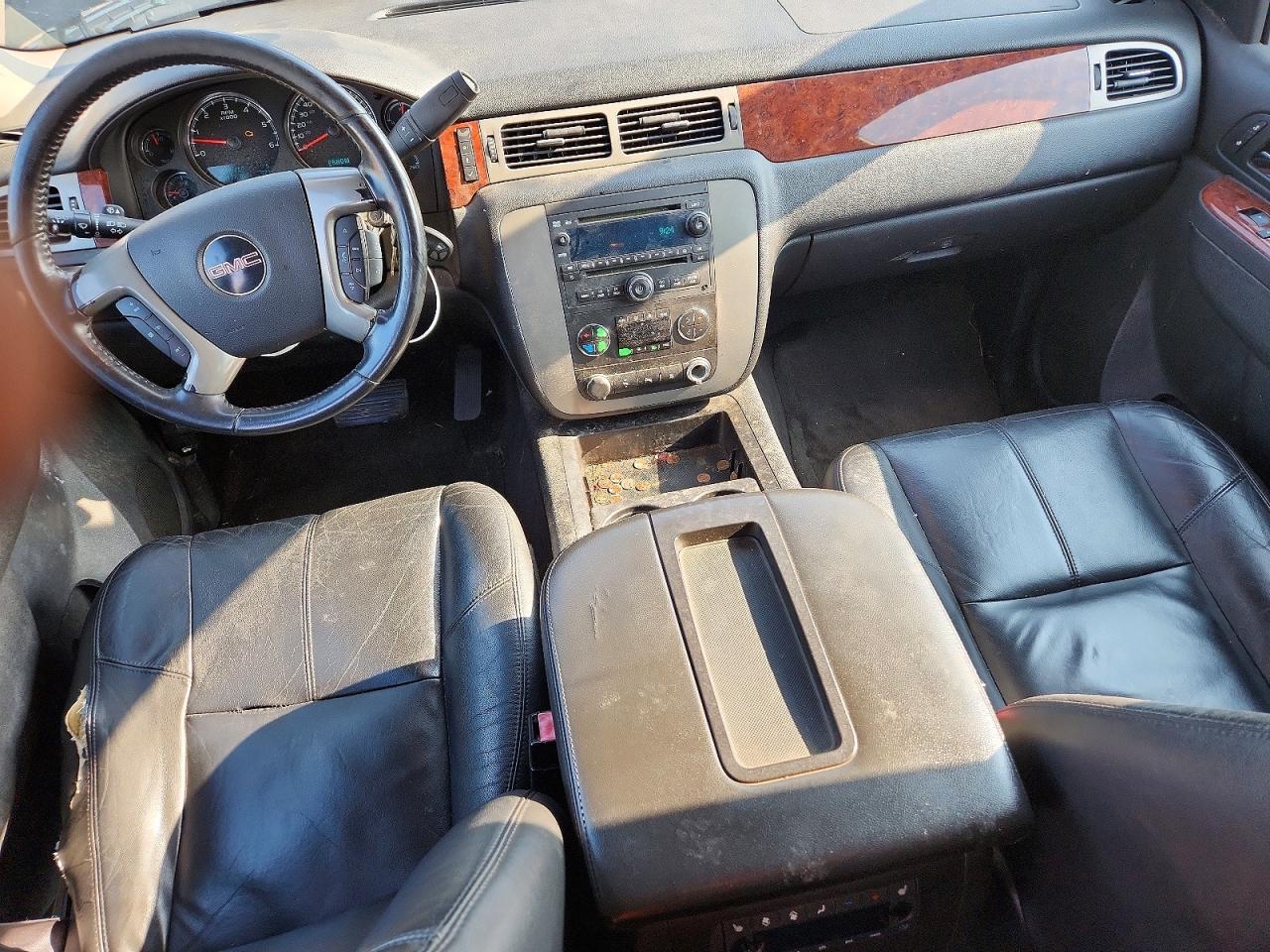 2011 GMC YUKON