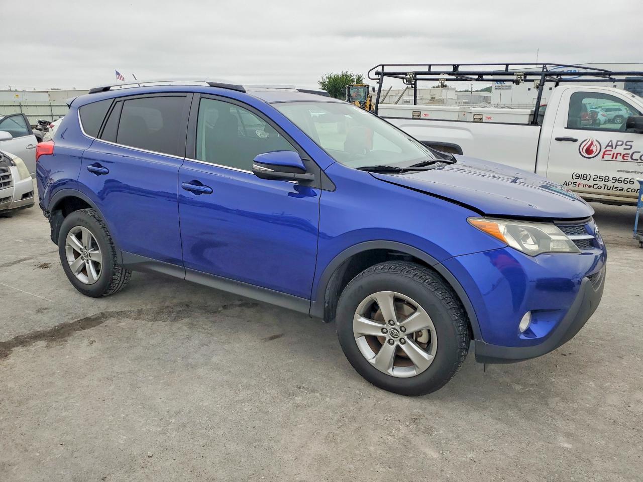 2015 TOYOTA RAV4