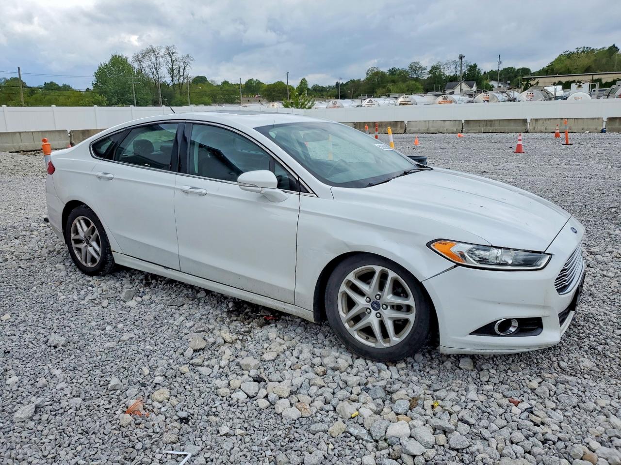 2015 FORD FUSION