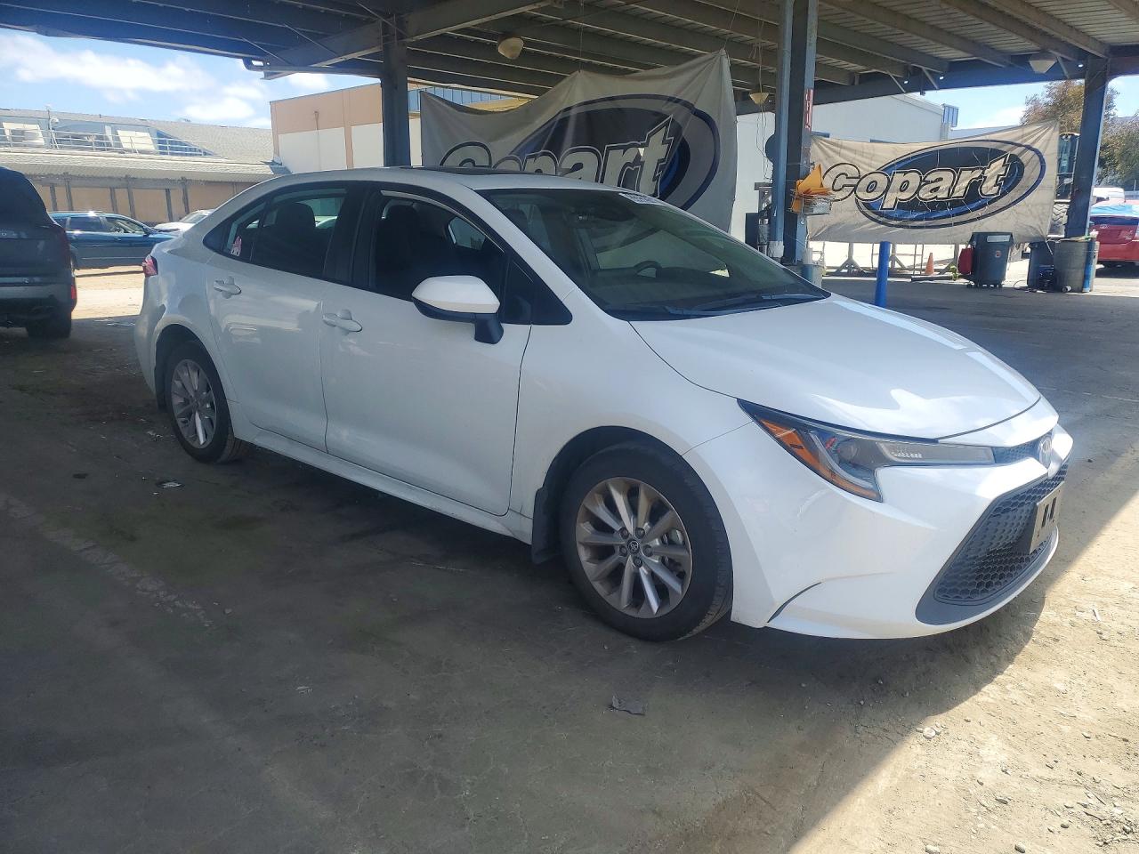 2022 TOYOTA COROLLA